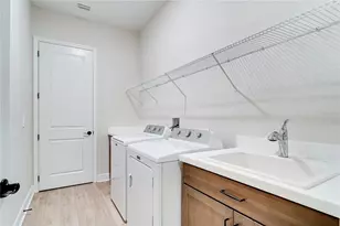 2111 Limestone Trl, Kissimmee, FL 34747 - Photo 16