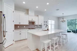 2111 Limestone Trl, Kissimmee, FL 34747 - Photo 6