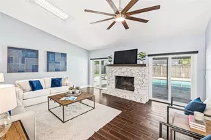 5037 Nadine St, Orlando, FL 32807 - Photo 2