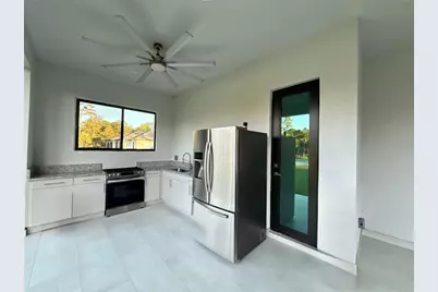 927 12th Avenue NE, Naples, FL 34120 - Photo 22