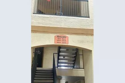 5616 Pinnacle Heights Circle #302, Tampa, FL 33624 - Photo 2