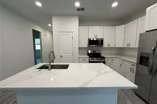 25 W 17th St, Apopka, FL 32703 - Photo 4