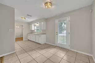 3061 Greenmount Rd, Orlando, FL 32806 - Photo 12