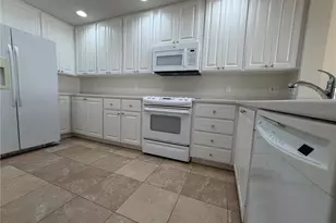 8427 Leatherleaf Ln, Orlando, FL 32827 - Photo 4