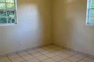 127 Country Club Dr, Sanford, FL 32771 - Photo 8