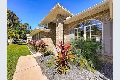 6 Llowick Court, Palm Coast, FL 32164 - Photo 10