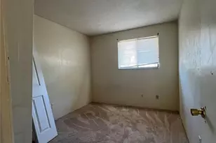 638 LPGA Blvd, Daytona Beach, FL 32117 - Photo 4