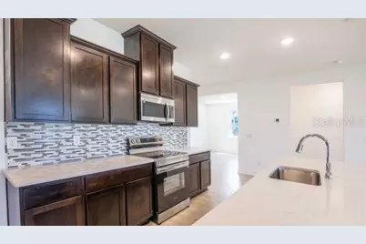 851 Hawthorne Berry Road, Lakeland, FL 33810 - Photo 6