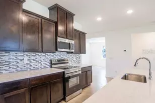 851 Hawthorne Berry Rd, Lakeland, FL 33810 - Photo 6