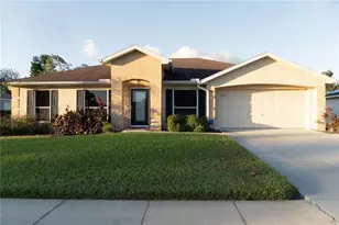 952 Leyburn Dr, Deltona, FL 32725 - Photo 2
