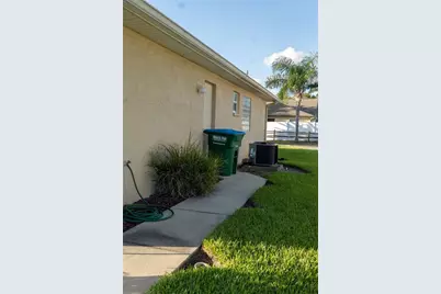 952 Leyburn Drive, Deltona, FL 32725 - Photo 8