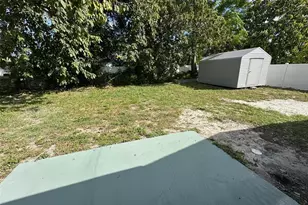 890 Emerald Dr, Mount Dora, FL 32757 - Photo 14