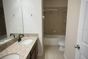 5169 Dove Tree St, Orlando, FL 32811 - Photo 4