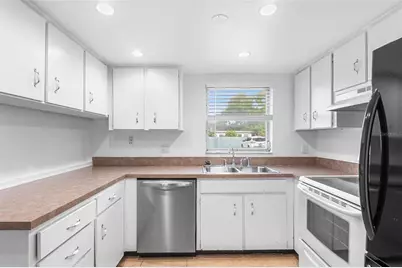 555 62nd Street S #101, Saint Petersburg, FL 33707 - Photo 4