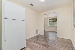 5023 College Dr, Orlando, FL 32811 - Photo 6