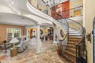 911 Jungle Ave N, Saint Petersburg, FL 33710 - Photo 48