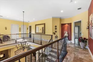 911 Jungle Ave N, Saint Petersburg, FL 33710 - Photo 48