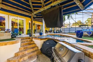911 Jungle Ave N, Saint Petersburg, FL 33710 - Photo 58