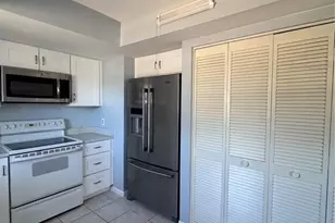 12300 Park Blvd, Seminole, FL 33772 - Photo 6