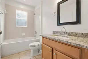 927 Windton Oak Dr, Ruskin, FL 33570 - Photo 18