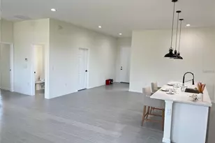 916 Dogwood Cir, Sebring, FL 33876 - Photo 4