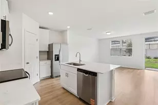 16354 Bird of Paradise Ave, Clermont, FL 34714 - Photo 10