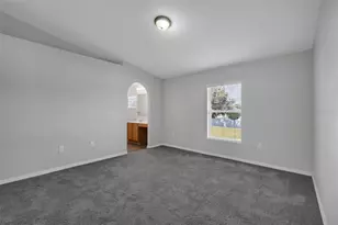 3004 Patterson Groves Dr, Haines City, FL 33844 - Photo 8