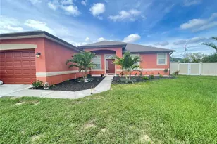 907 Wildflower Rd, Davenport, FL 33837 - Photo 1