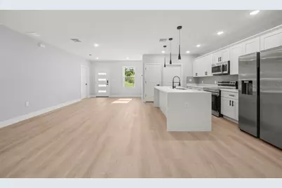 8736 Capilla Street, Sebring, FL 33872 - Photo 14