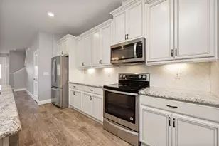 13752 Bressler Aly, Windermere, FL 34786 - Photo 6