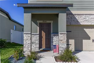 2240 Hemingway Cir, Groveland, FL 34736 - Photo 4