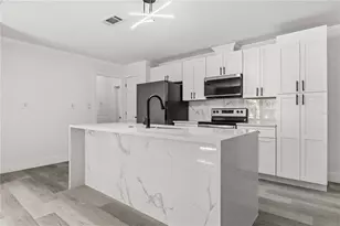 14233 Tassleflower Ct, Astatula, FL 34705 - Photo 6