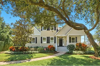 580 W 10th Avenue, Mount Dora, FL 32757 - Photo 1