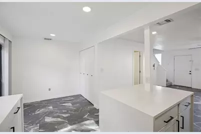 1722 Silver Creek Court #104, Orlando, FL 32807 - Photo 16