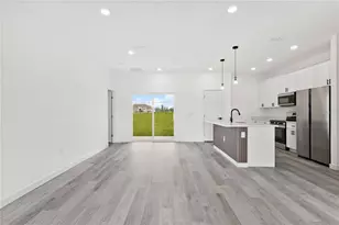 917 Desmoines Way, Poinciana, FL 34759 - Photo 12