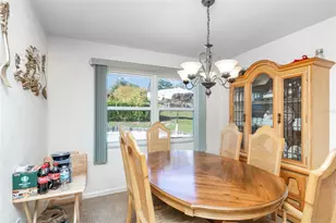 912 N Fairbairn Dr, Deltona, FL 32725 - Photo 8