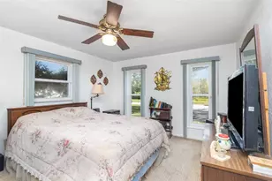 912 N Fairbairn Dr, Deltona, FL 32725 - Photo 16