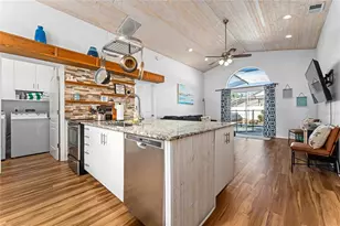 8601 Cavendish Dr, Kissimmee, FL 34747 - Photo 6