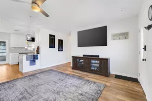 13638 Country Club Dr, Tavares, FL 32778 - Photo 6