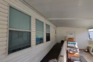 38720 Granger Ln, Zephyrhills, FL 33542 - Photo 24