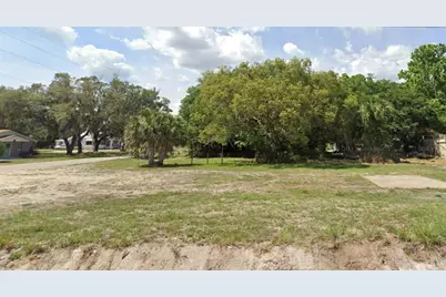 Mills Street, Umatilla, FL 32784 - Photo 1