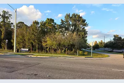 10921 E Colonial Drive, Orlando, FL 32817 - Photo 1