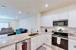 4512 Sparkling Shell Ave, Kissimmee, FL 34746 - Photo 20