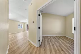 12923 Fieldmoor Ct, Riverview, FL 33579 - Photo 4