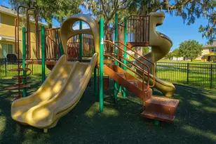 1428 Scarlet Oak Loop, Winter Garden, FL 34787 - Photo 4