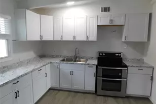 2015 Wishing Well Way, Tampa, FL 33619 - Photo 8