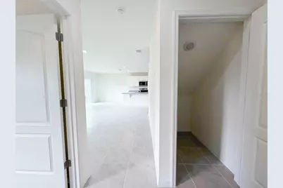 2054 Tay Wes Drive, Saint Cloud, FL 34771 - Photo 18