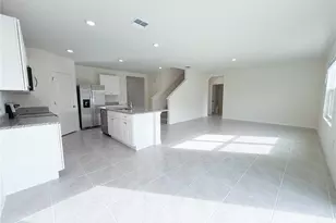 2054 Tay Wes Dr, Saint Cloud, FL 34771 - Photo 10