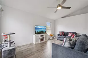 2409 Lincolnshire Ct, Kissimmee, FL 34743 - Photo 2