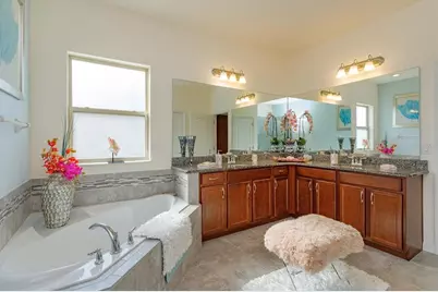 2376 Timberhill Court, Clermont, FL 34715 - Photo 10